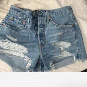 Levi’s 501 shorts